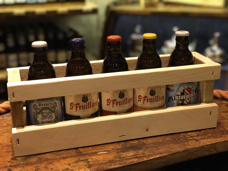 Cassetta in legno con 5 bottiglie basse da 33cl